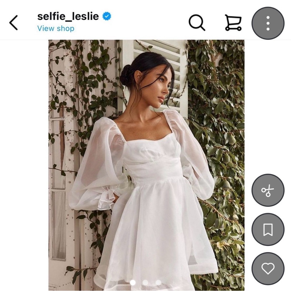 Selfie Leslie White Wedding Dress